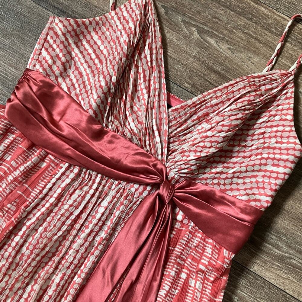 BCBG Max Azria Coral and Cream Pleated V-Neck Sundress size 8 - Picture 9 of 11